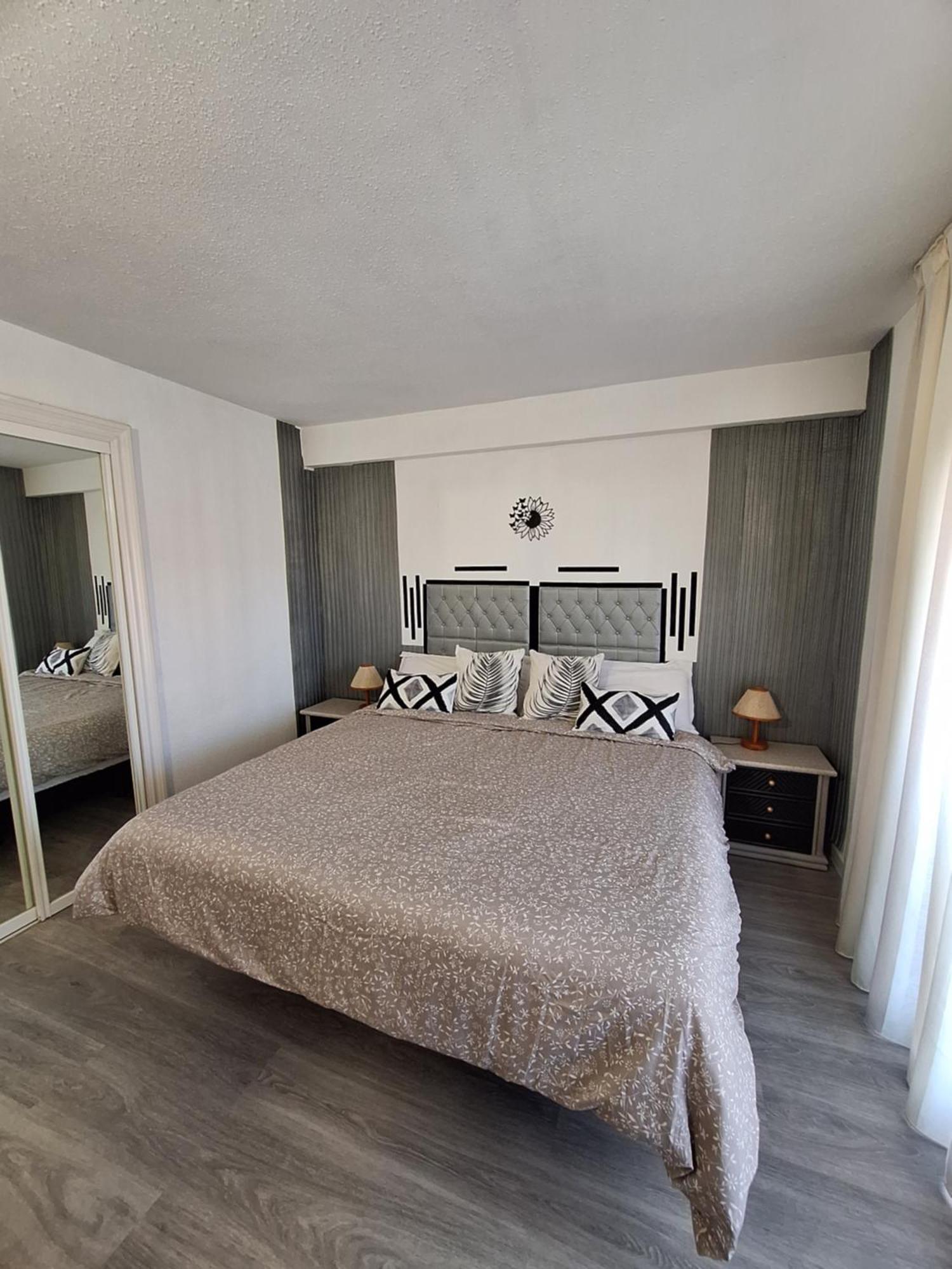 Beautiful 2 Bedrooms Aparatament เบนิดอร์ม ภายนอก รูปภาพ